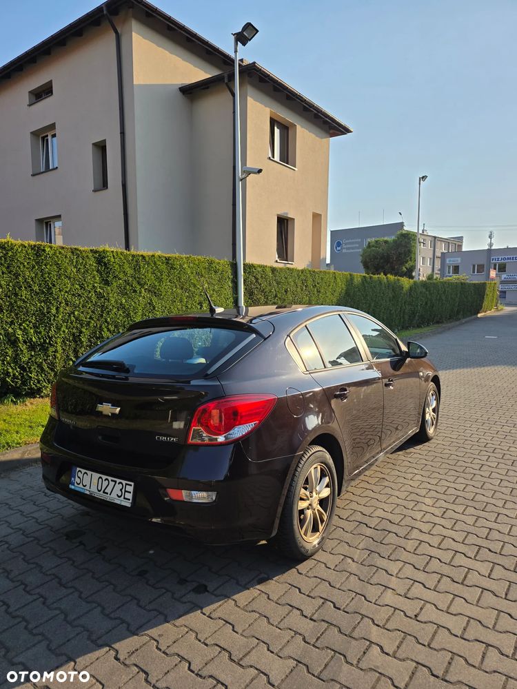 Chevrolet Cruze 1.7 D LT+ - 4