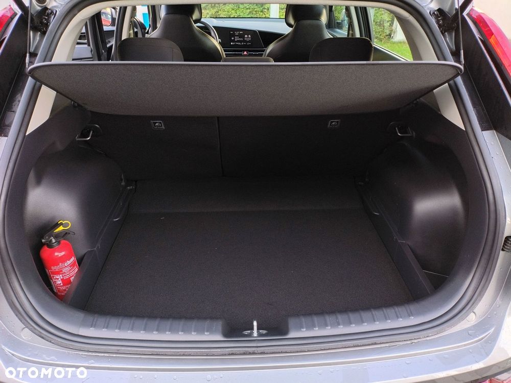 Kia Niro 1.6 GDI Hybrid M - 17