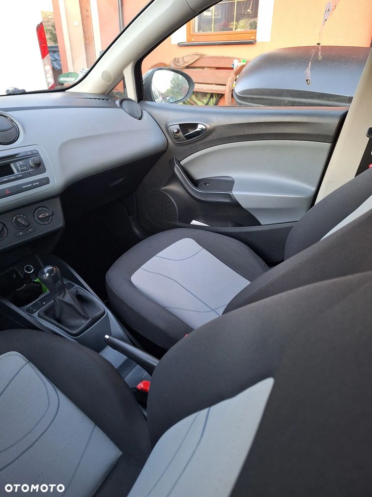 Seat Ibiza 1.4 Reference - 11