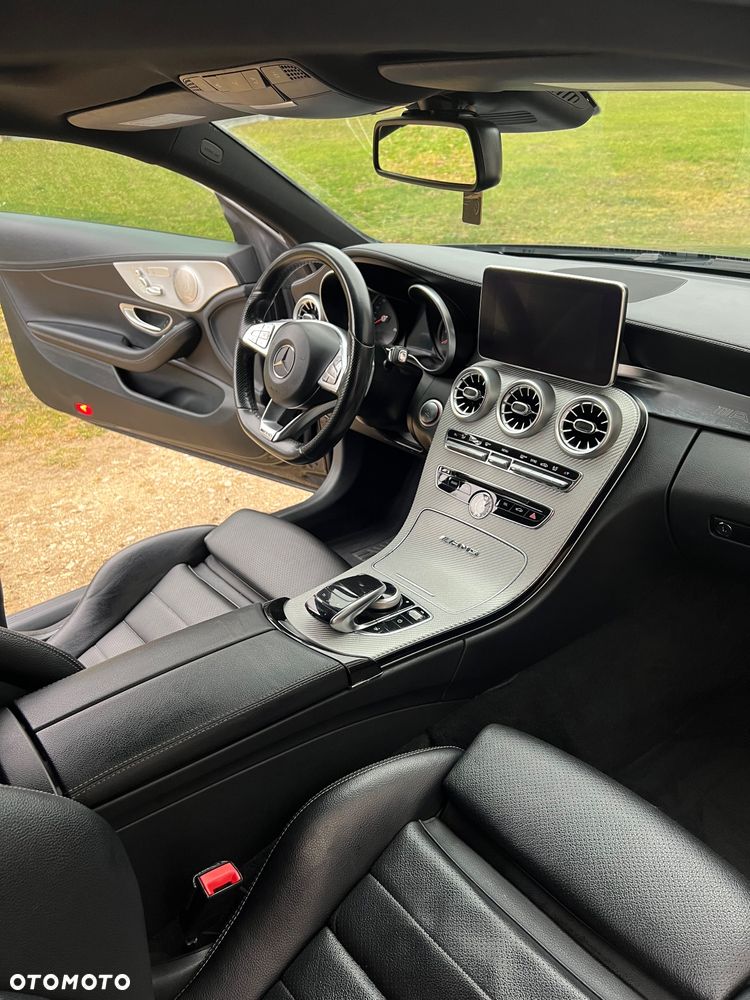 Mercedes-Benz Klasa C 300 7G-TRONIC AMG Line - 7