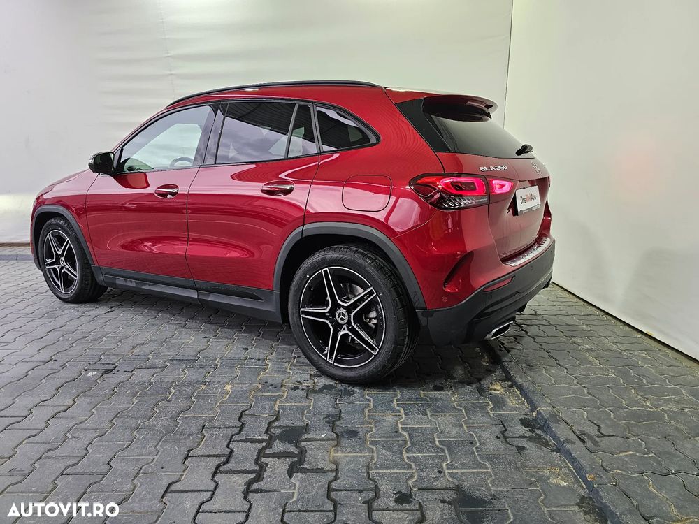 Mercedes-Benz GLA 250 4MATIC Aut. - 4