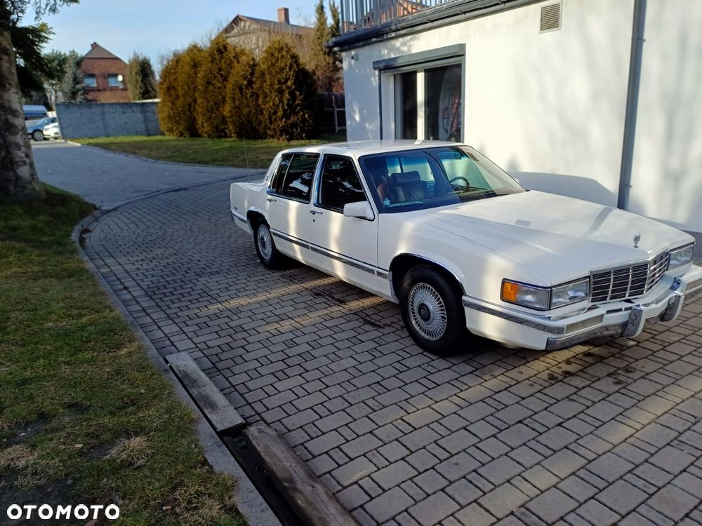 Cadillac Deville 4.9 STD - 30