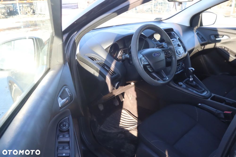 Ford Focus 1.0 EcoBoost Trend Sport - 9