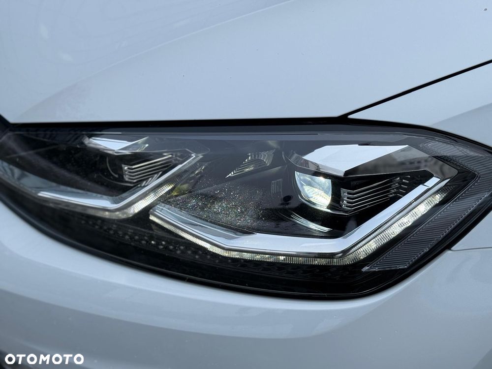 Volkswagen Golf 1.5 TSI BMT Comfortline DSG - 8