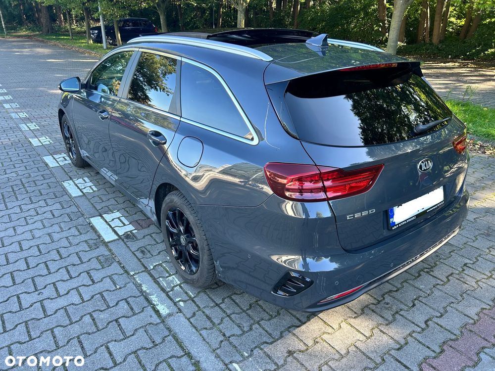 Kia Ceed - 5