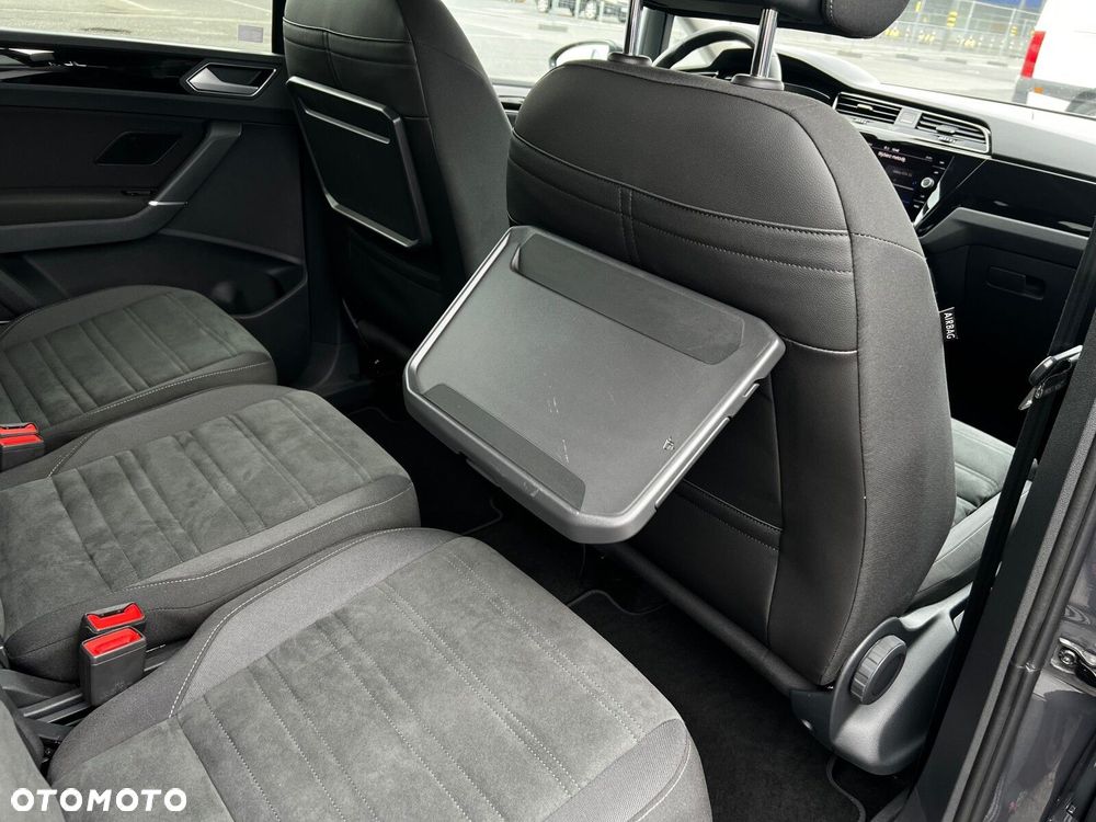 Volkswagen Touran - 15