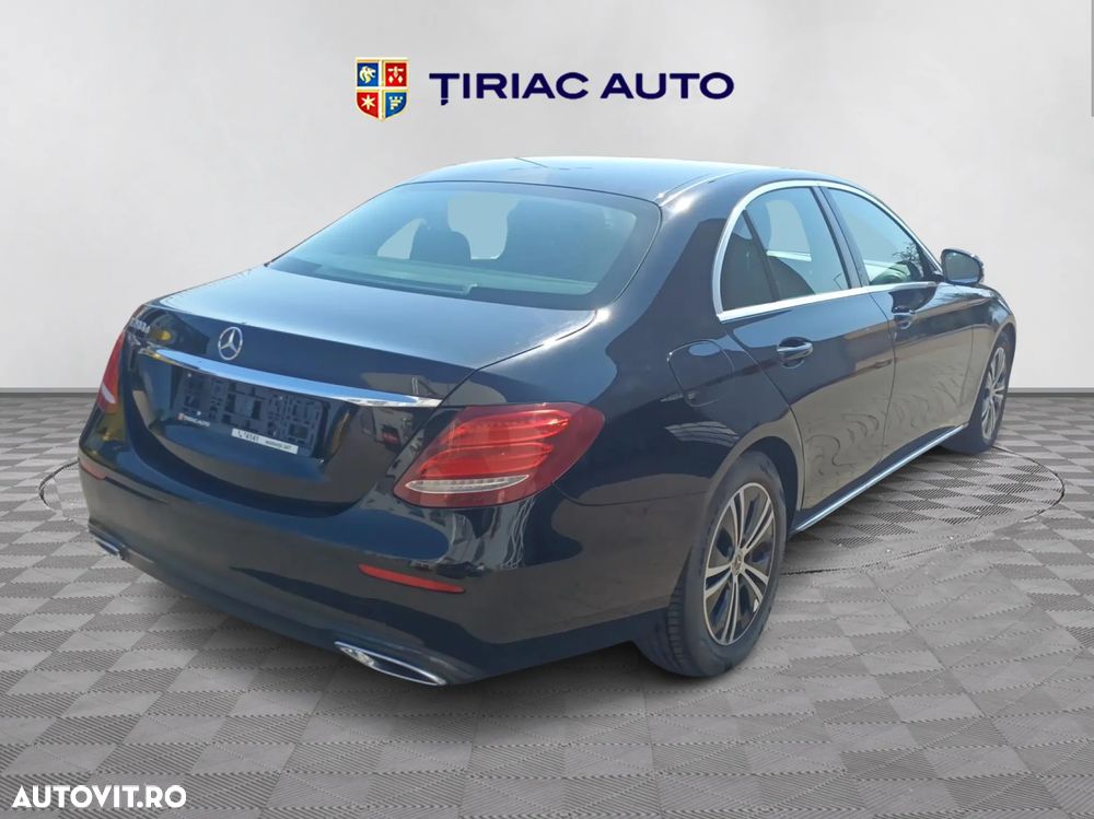 Mercedes-Benz E - 7