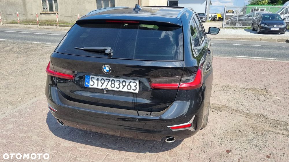 BMW Seria 3 320d Luxury Line Purity sport - 5