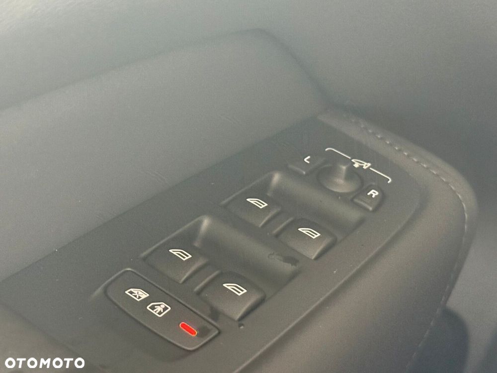 Volvo XC 60 - 31