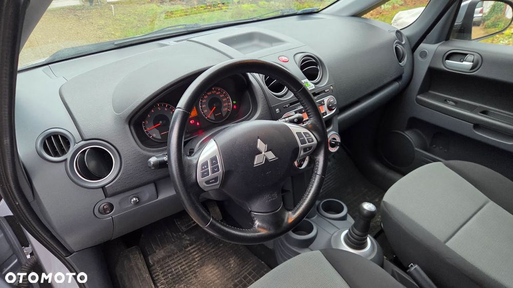 Mitsubishi Colt 1.3 Intense ASTC - 10