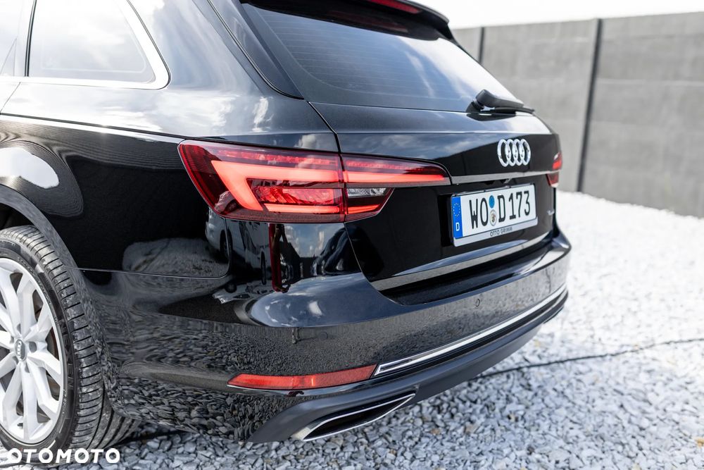 Audi A4 Avant 40 TDI quattro S tronic - 15