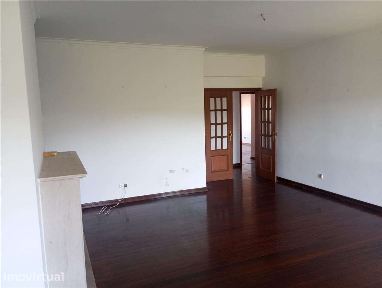 Apartamento T3 em zona central de Setúbal - Grande imagem: 3/19