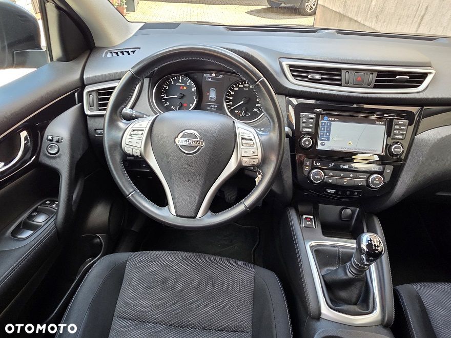Nissan Qashqai 1.2 DIG-T N-Connecta - 22