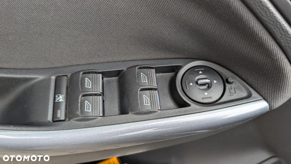 Ford Focus - 17