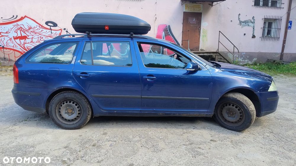 Skoda Octavia 2.0 FSI Ambiente - 7