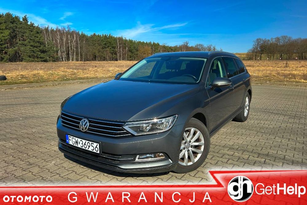 Volkswagen Passat - 1