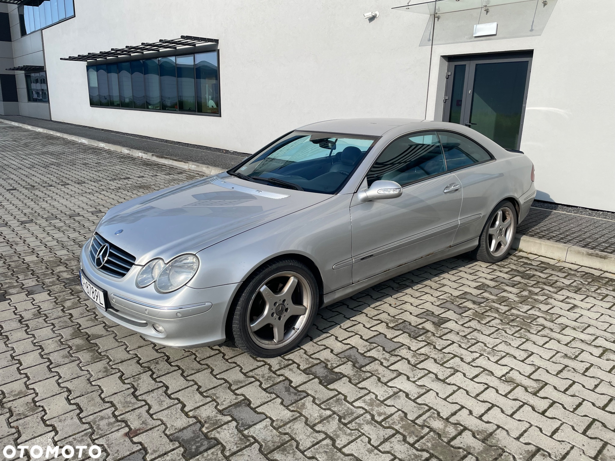 Mercedes-Benz CLK - 8