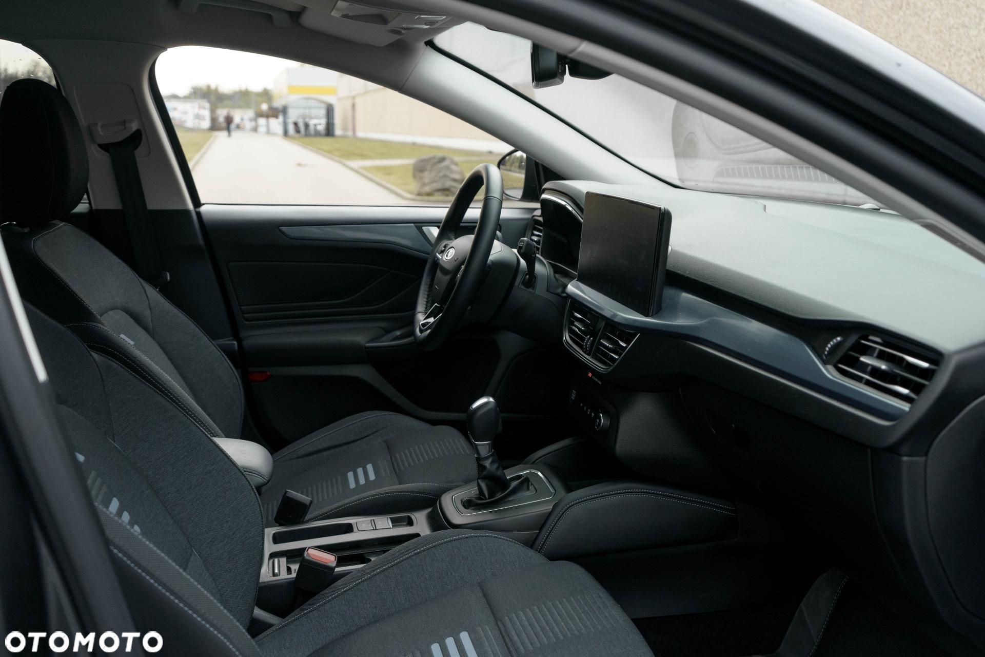Ford Focus - 16