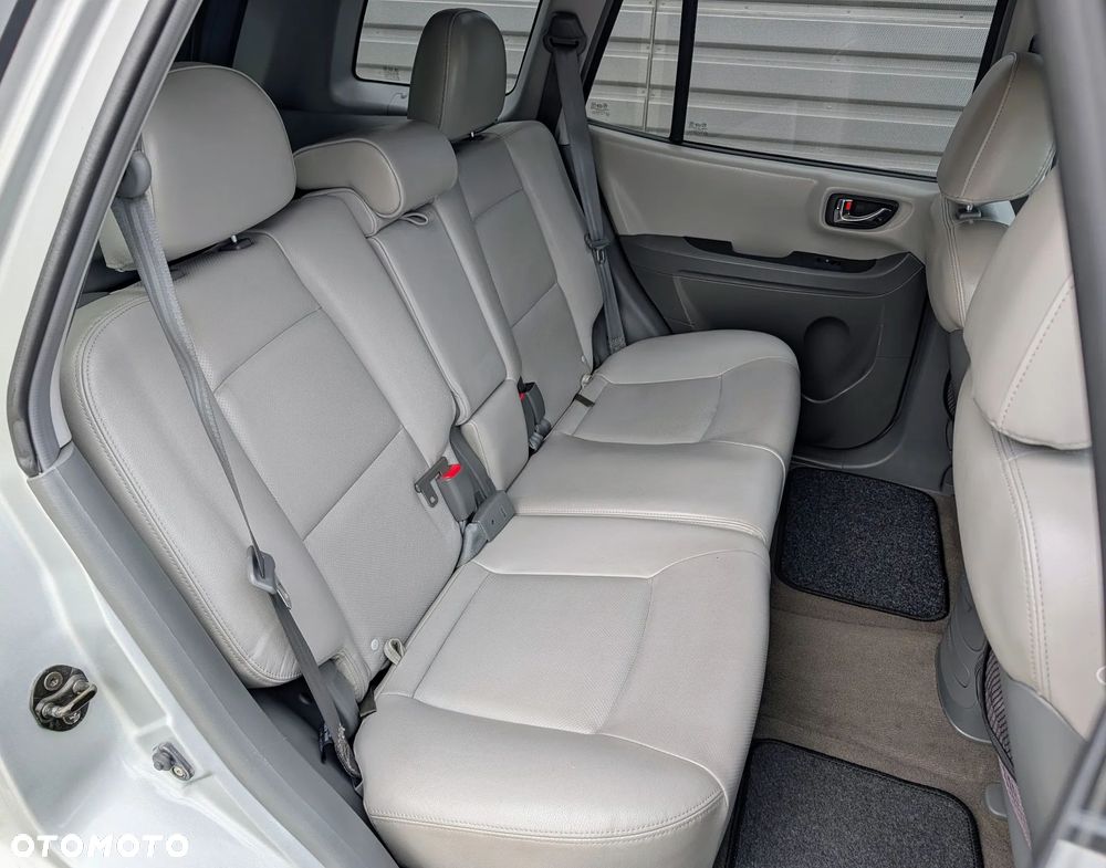 Hyundai Santa Fe 2.4 GLS 4WD - 18