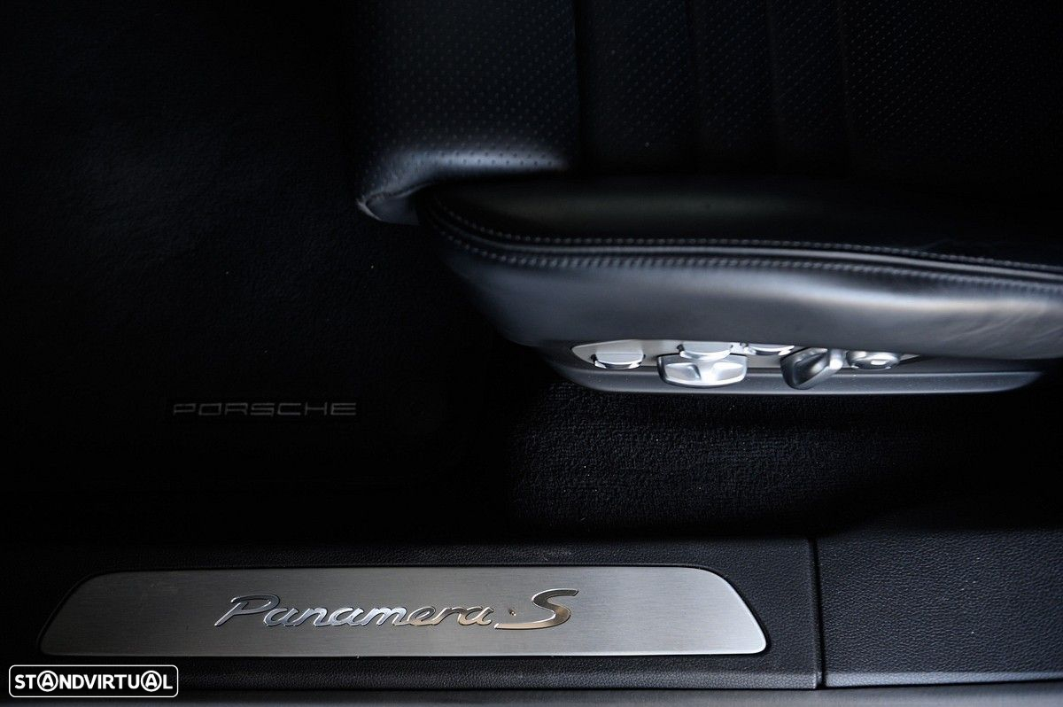 Porsche Panamera S E-Hybrid - 36