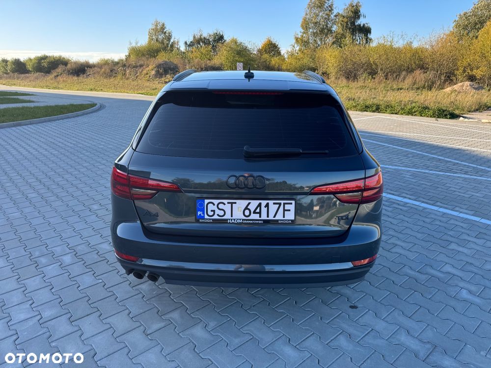 Audi A4 Avant - 9