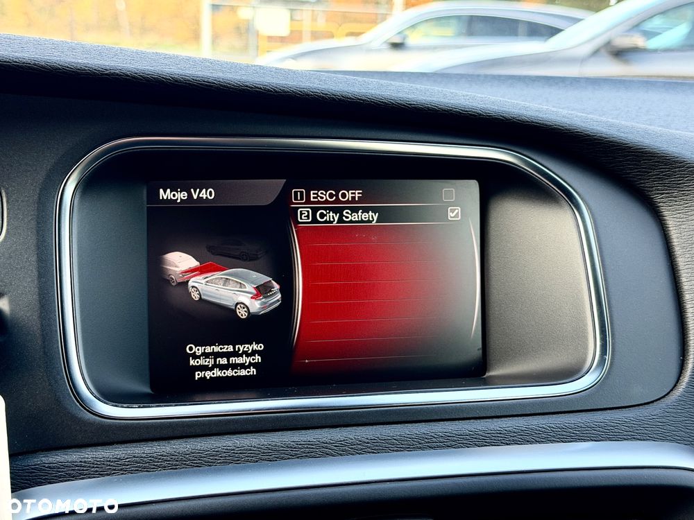 Volvo V40 T4 RDesign - 25