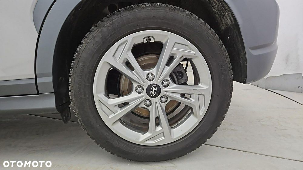 Hyundai Kona 1.6 T-GDI Smart DCT - 24
