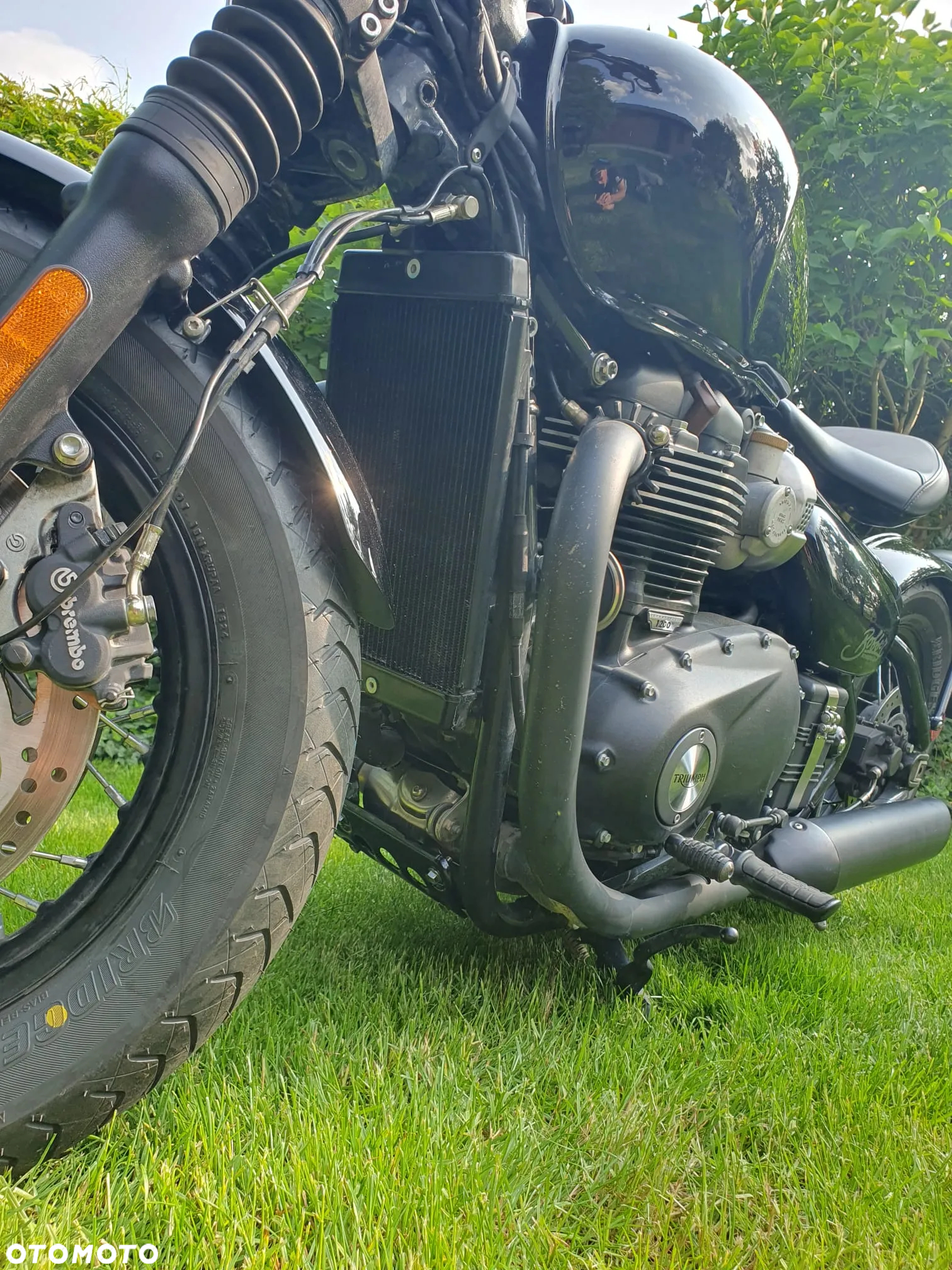 Triumph Bonneville Bobber - 10