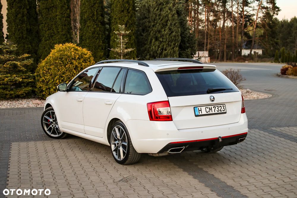 Skoda Octavia 2.0 TDI (Green tec) RS - 17