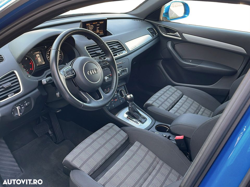 Audi Q3 2.0 35 TDI S tronic Advanced - 14