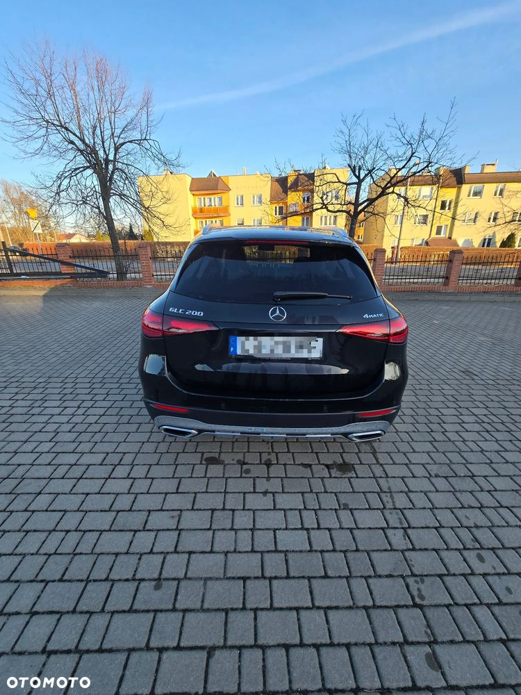 Mercedes-Benz GLC - 4