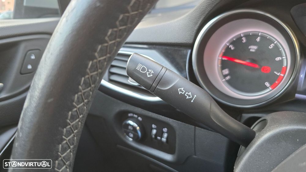 Opel Astra 1.0 Innovation S/S - 13