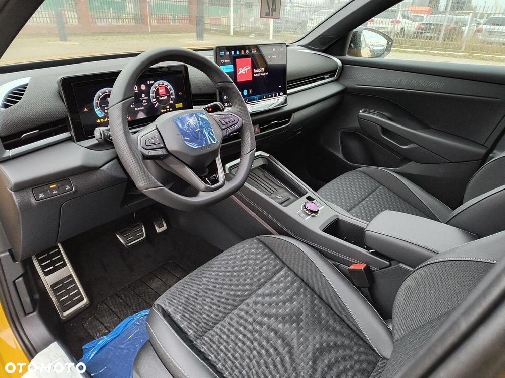 Volkswagen T-Roc 1.5 eTSI R-Line DSG - 12