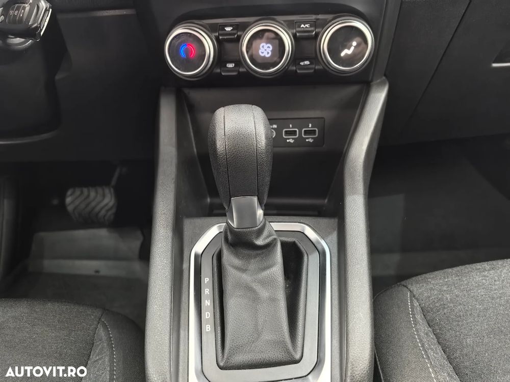 Renault Clio V full hybrid 145 Techno - 11