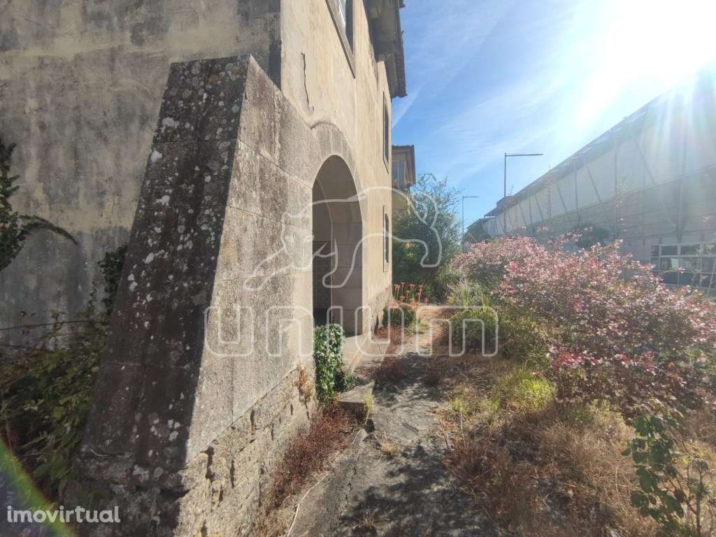 Moradia T5 centro da cidade - Grande imagem: 3/6