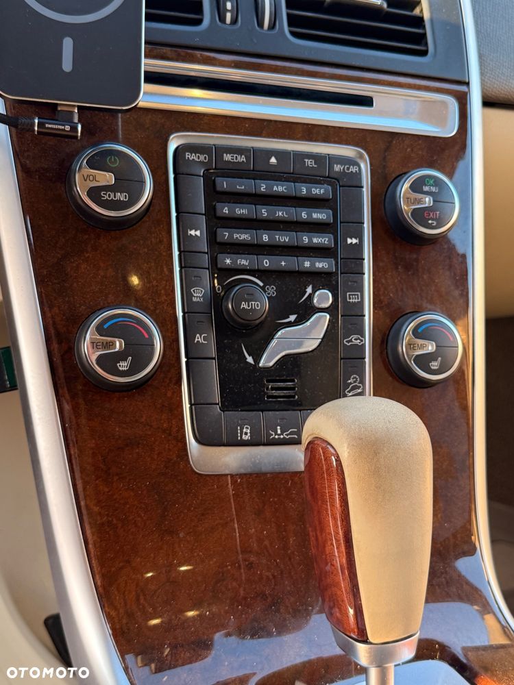 Volvo XC 60 - 26