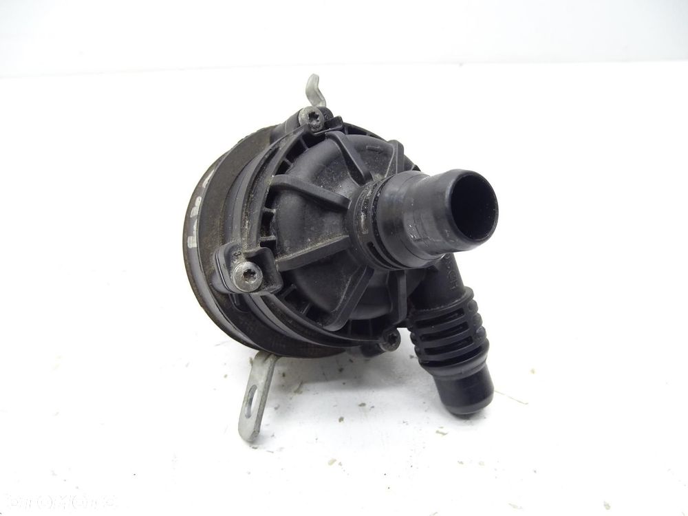 DODATKOWA POMPA POMPKA WODY A0005003600 MERCEDES W177 W247 1.5 CDI A KLASA - 2