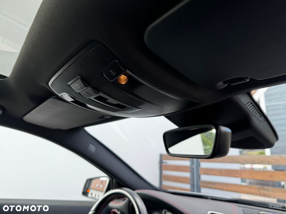 Mercedes-Benz Klasa A 250 4-Matic Sport - 25