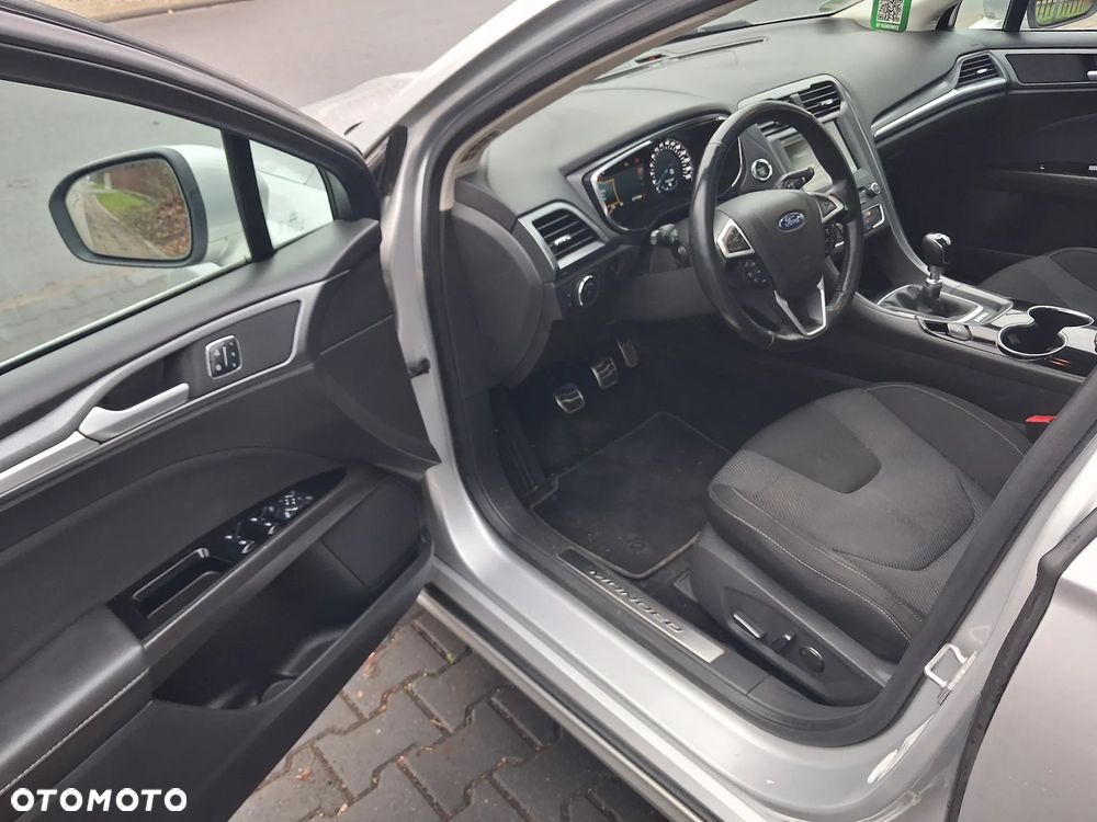 Ford Mondeo 2.0 TDCi Start-Stopp Titanium - 10