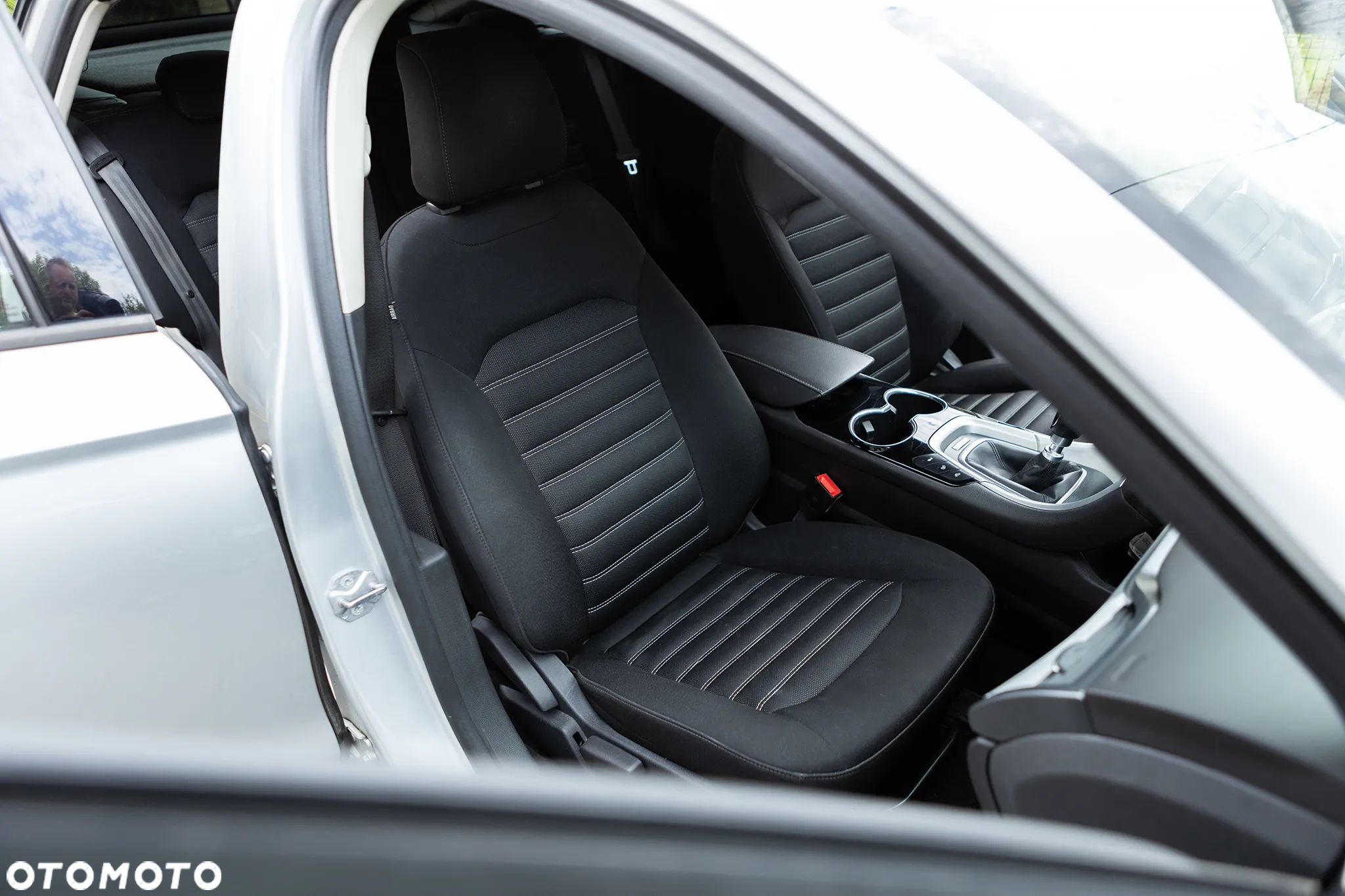 Ford Mondeo - 9