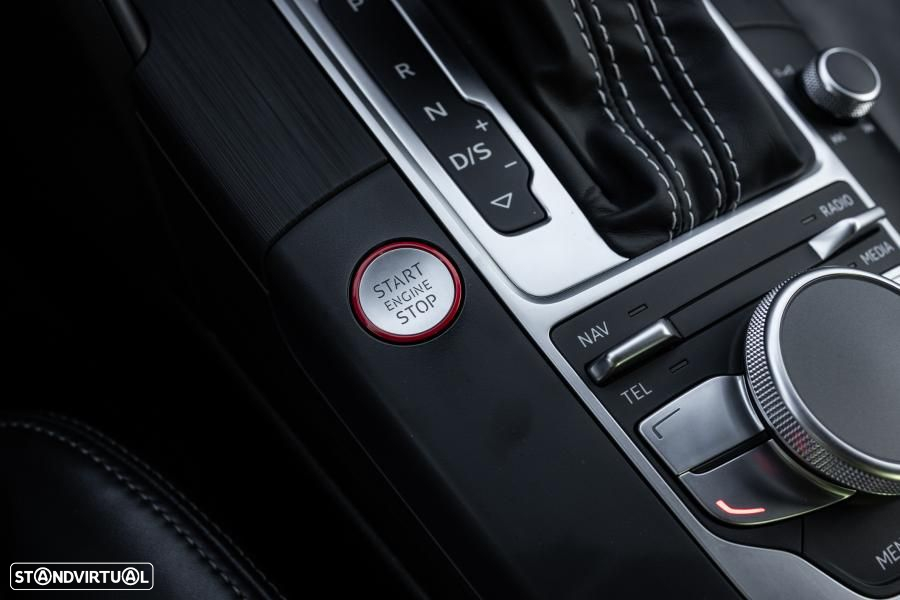 Audi RS3 Sportback 2.5 TFSI quattro S tronic - 39