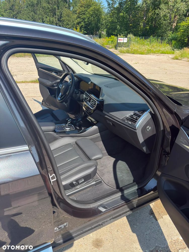 BMW X3 xDrive20i mHEV - 14