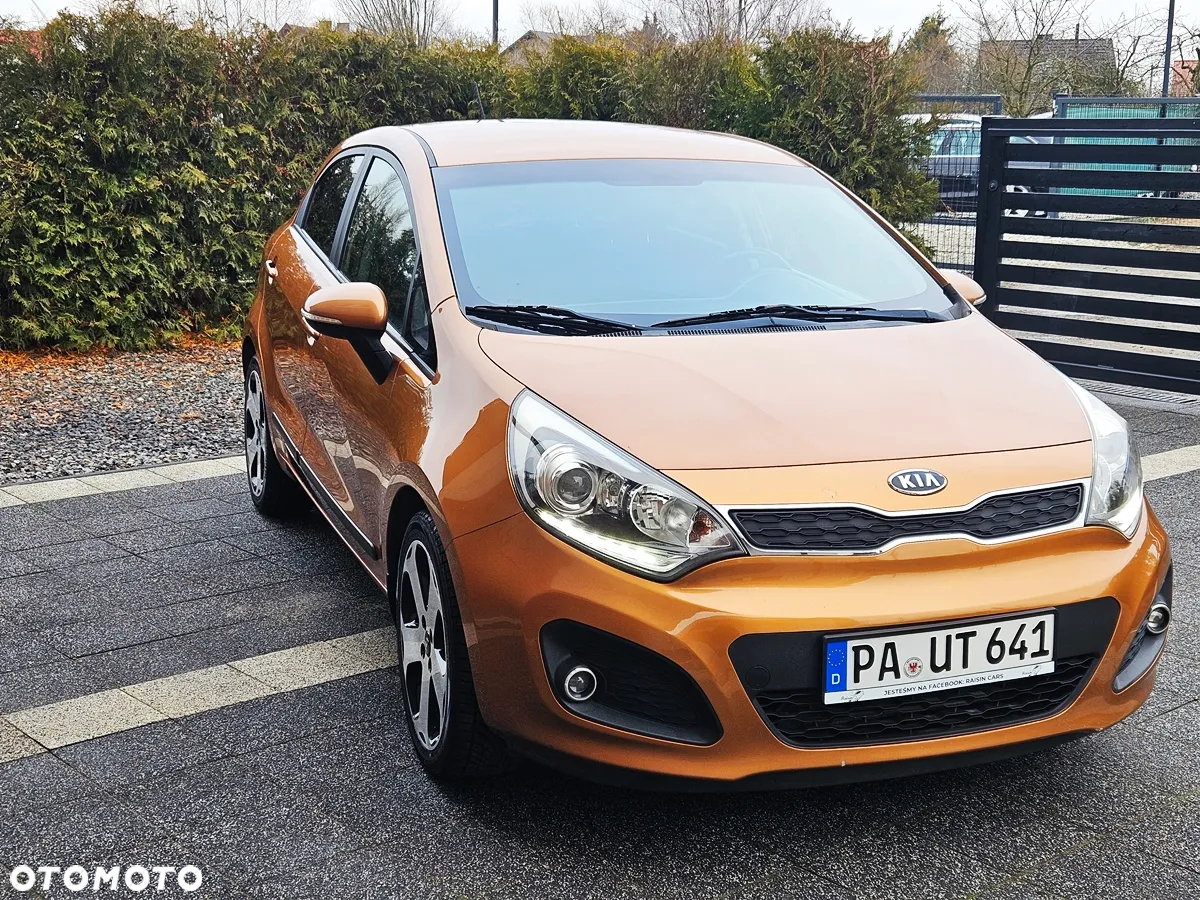 Kia Rio - 16