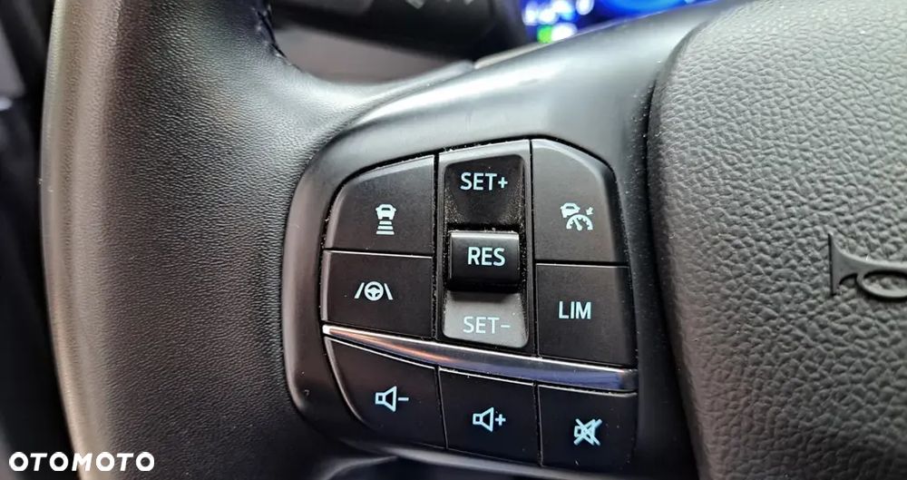 Ford Kuga 2.0 EcoBlue AWD Titanium X - 29