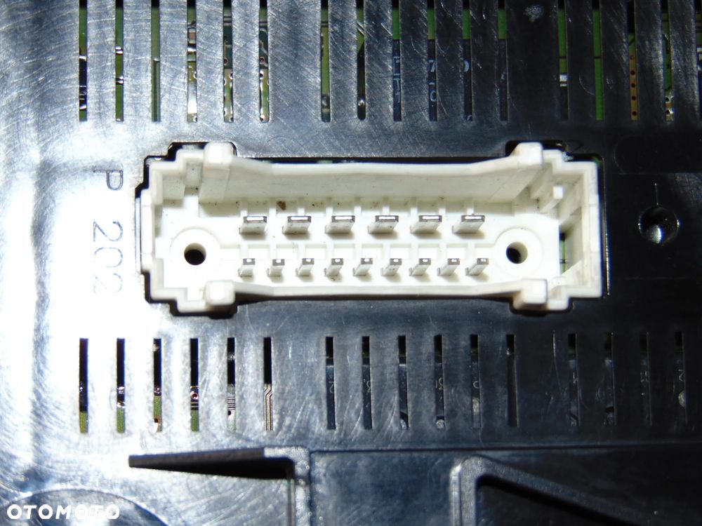 Moduł sterownik UCH-N2 P8200311989 Renault Clio 2 II FL lift 01-09r - 9