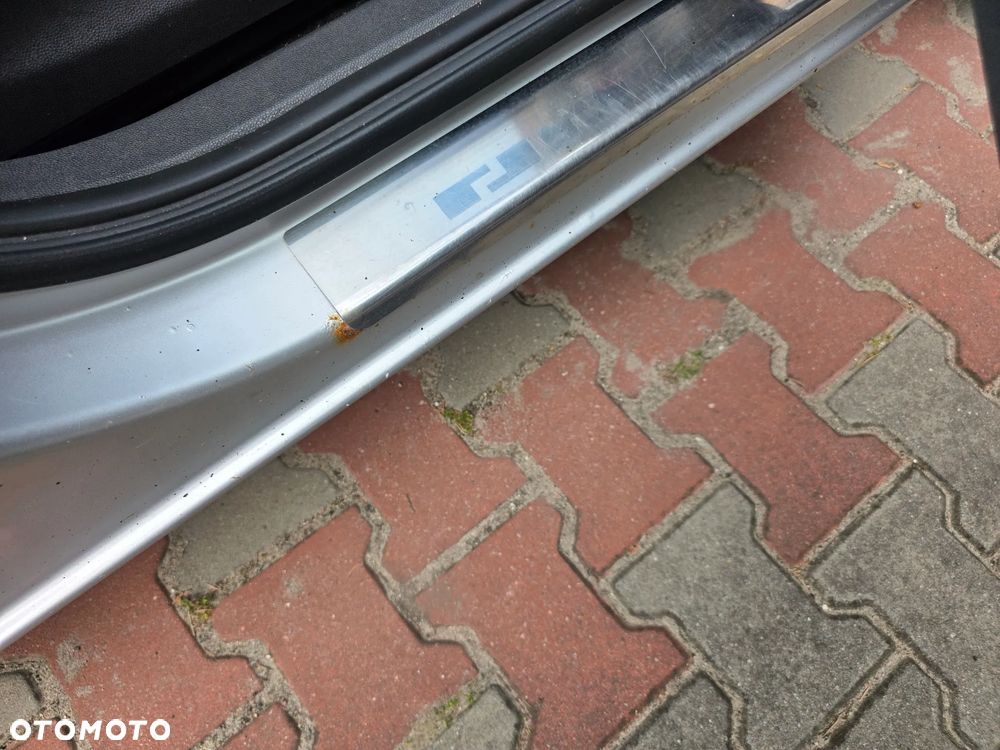 Opel Corsa - 11