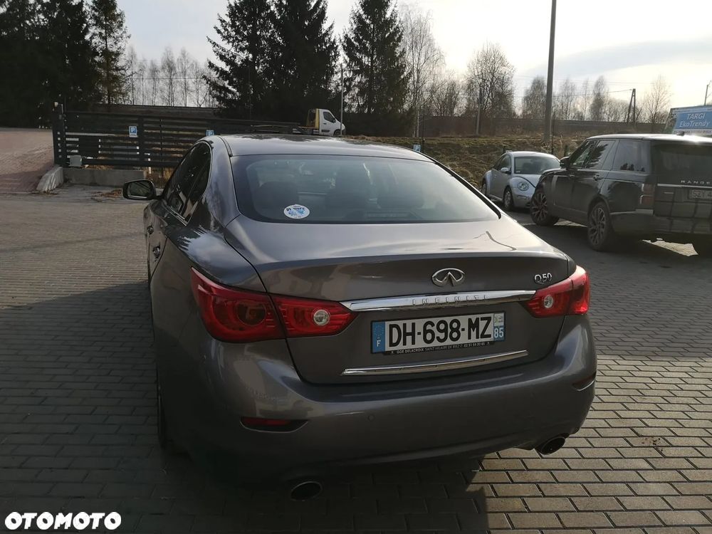Infiniti Q50 - 10