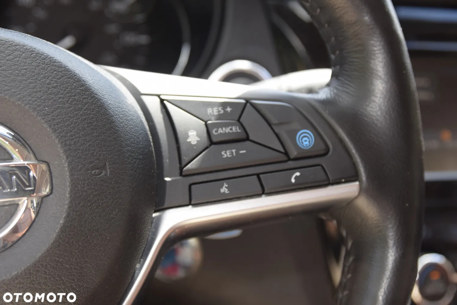 Nissan Rogue - 33