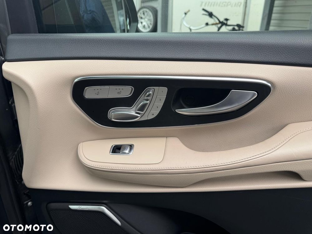 Mercedes-Benz Klasa V 300 d lang 9G-TRONIC Avantgarde Edition 2020 - 22