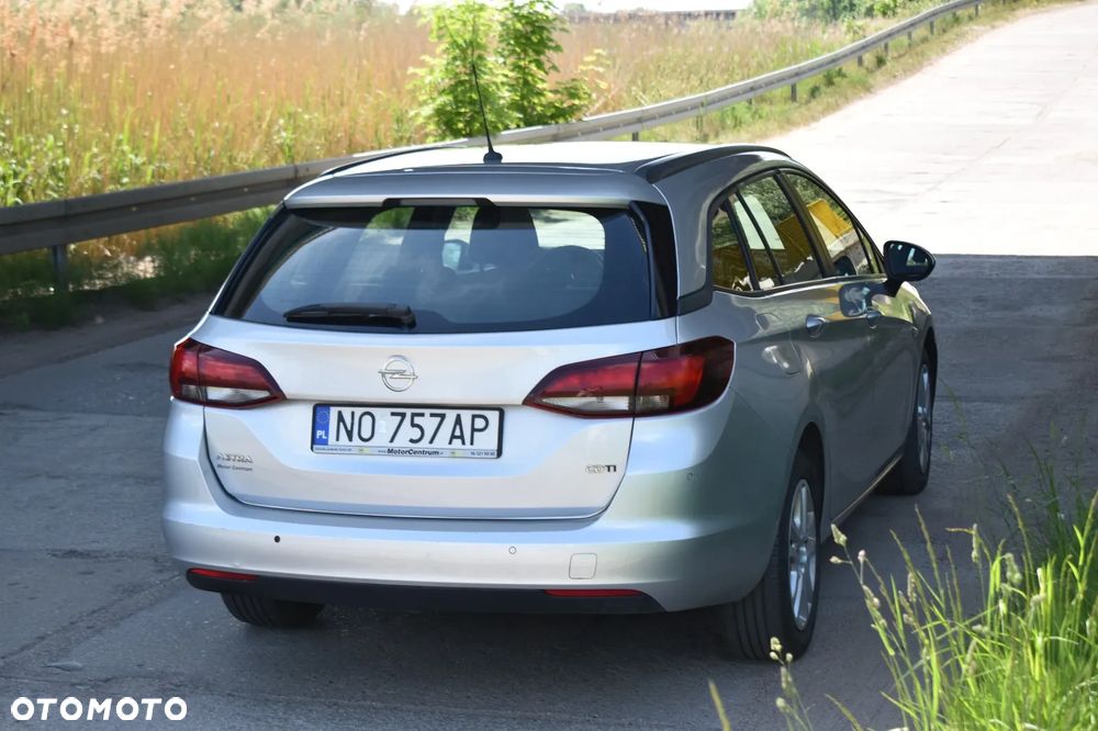 Opel Astra - 8